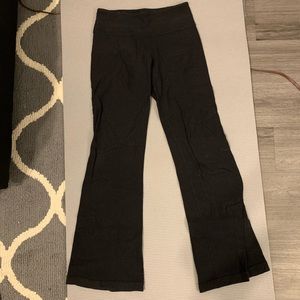 LULULEMON yoga pants